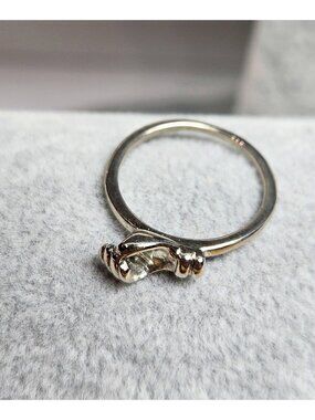 Holding Hand Ring Size 6.5